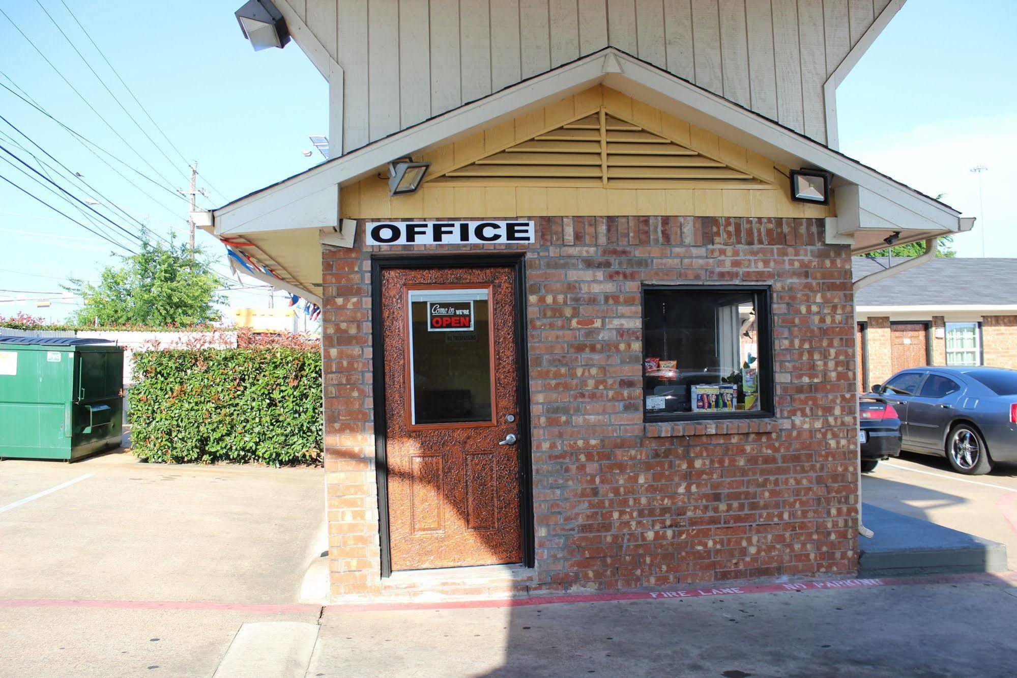 Apple Inn Duncanville Exterior photo