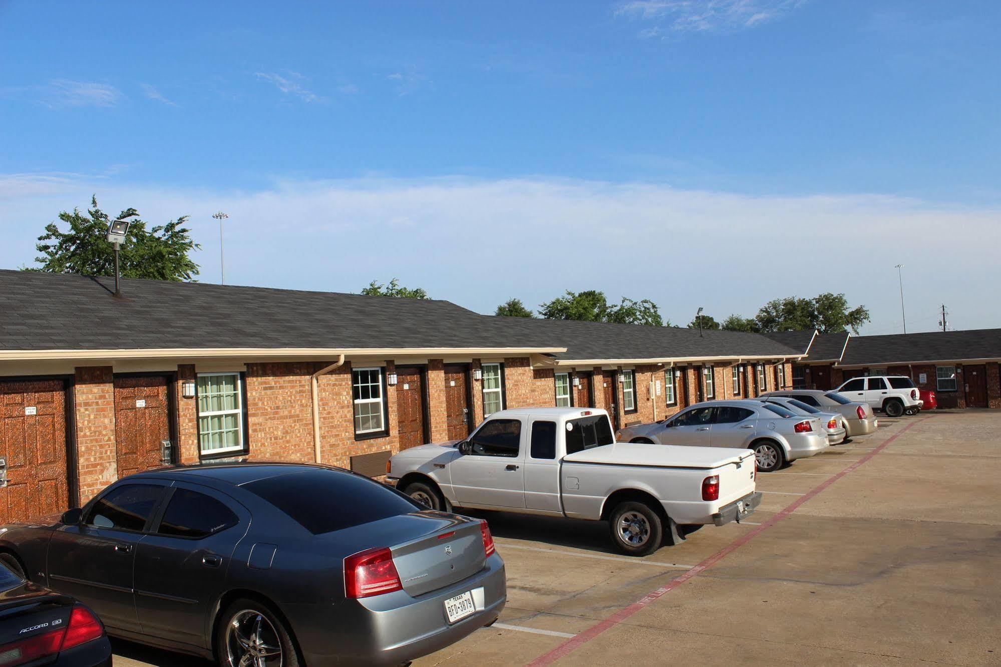 Apple Inn Duncanville Exterior photo